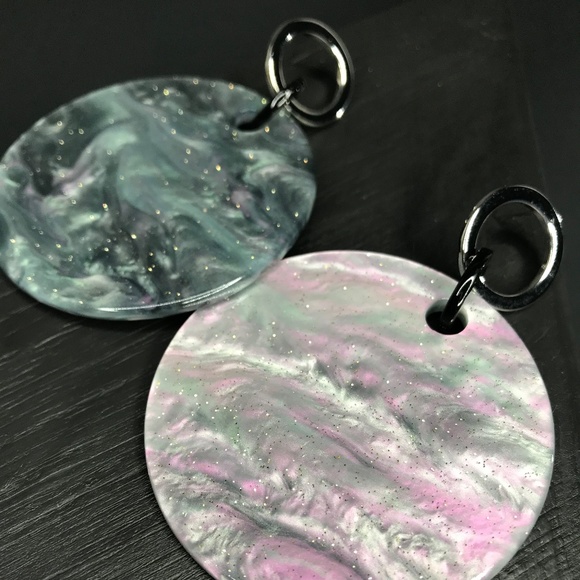 🆑 Milky Way Disc Drop Earrings - Picture 2 of 6